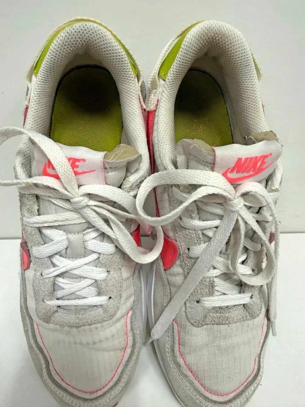 Nike women pre